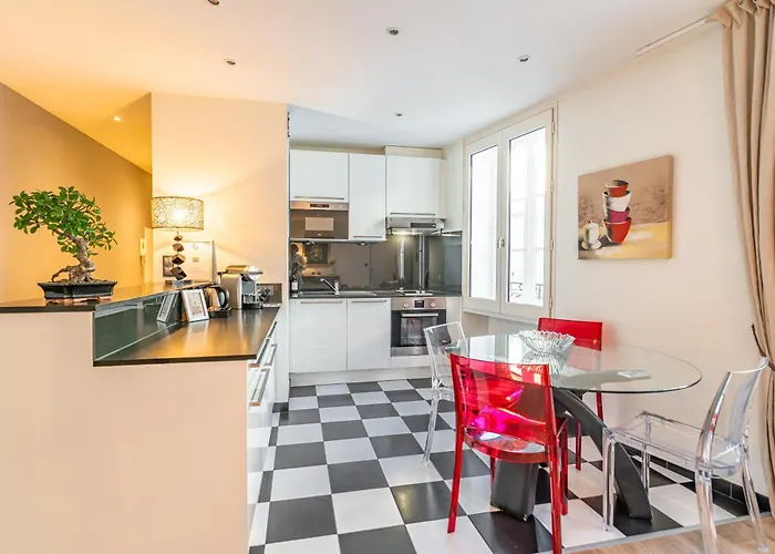 Lägenhet Superbe De 2 Au Coeur Du Quartier Gambetta