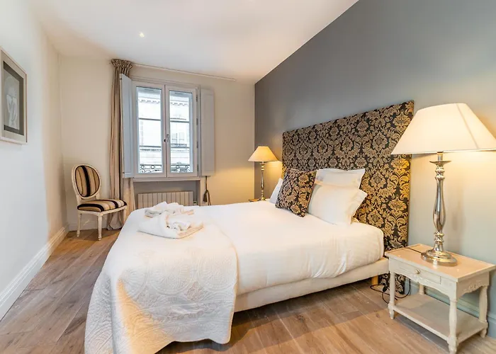 Lägenhet Superbe De 2 Au Coeur Du Quartier Gambetta