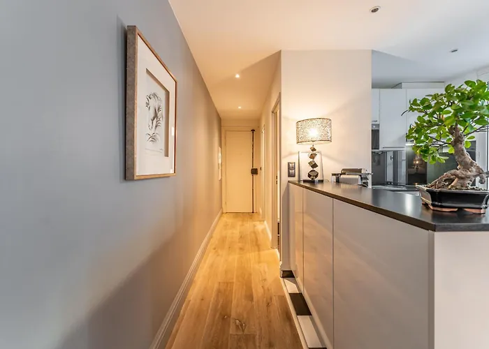 Superbe De 2 Au Coeur Du Quartier Gambetta Lägenhet *